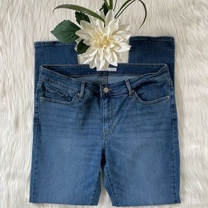 Levi’s 711 Skinny Jeans (Blue-Size 32W 30L) Pre-owned